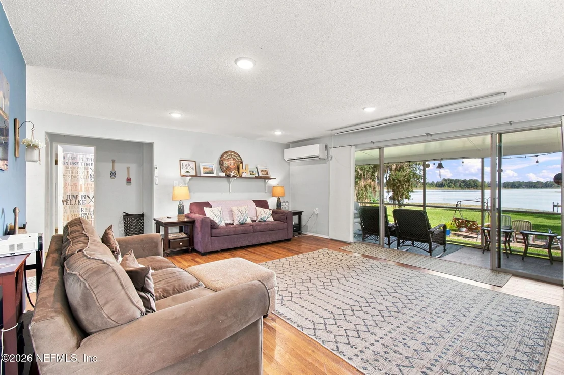 Photo of 920 READ Avenue