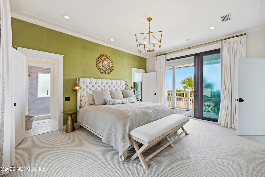 Photo of 688 OCEAN PALM Way
