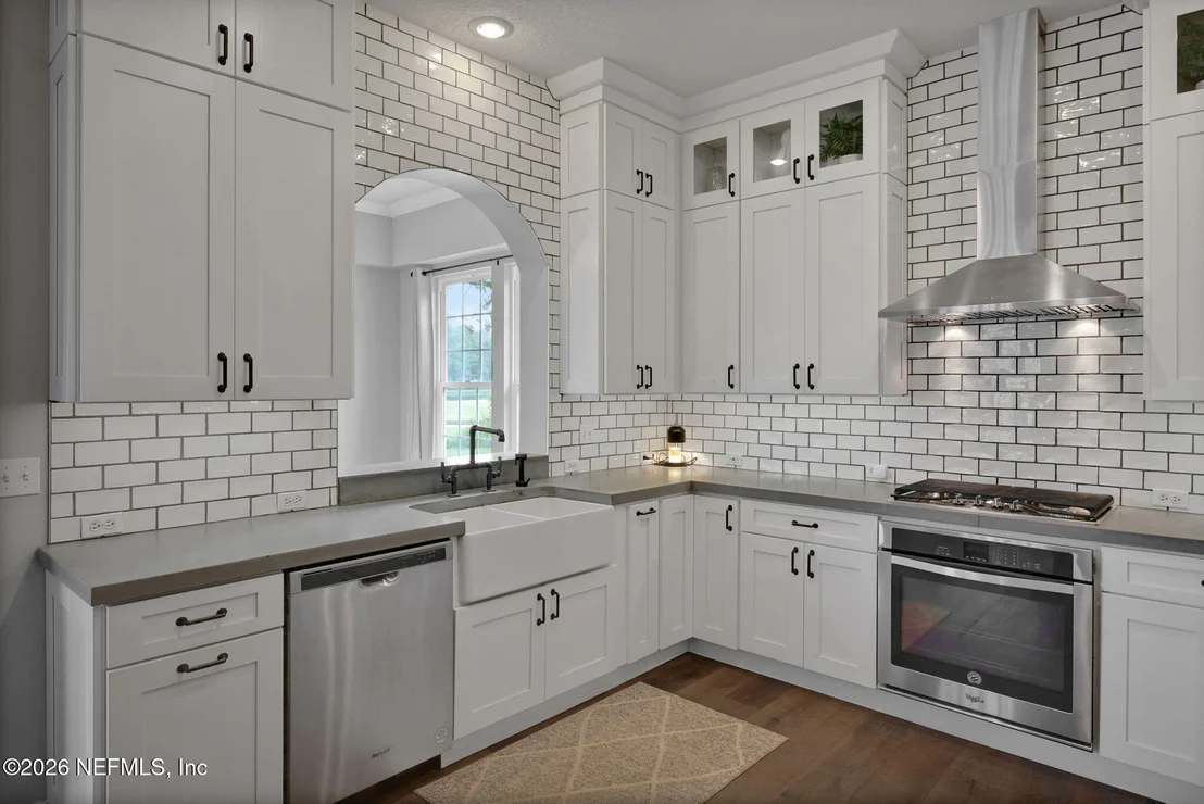 Photo of 1005 MEADOW VIEW Lane