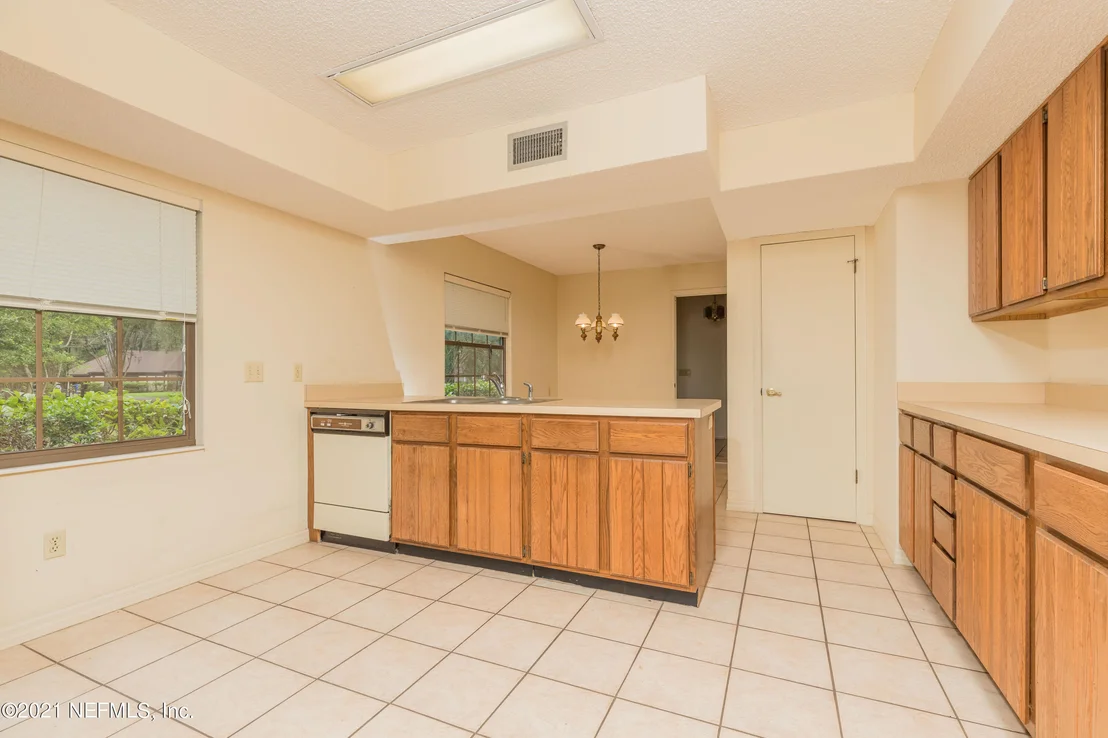 Photo of 3550 LONE WOLF Trail