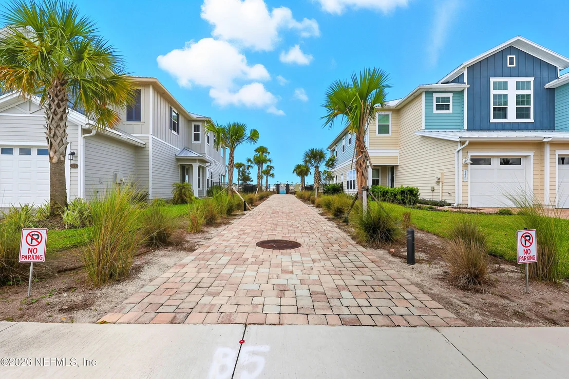 Photo of 494 MARQUESA Circle
