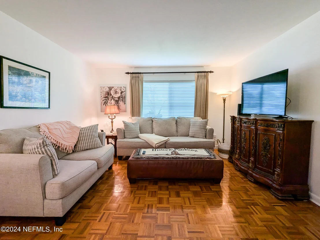 Photo of 7639 HILLSIDE Drive