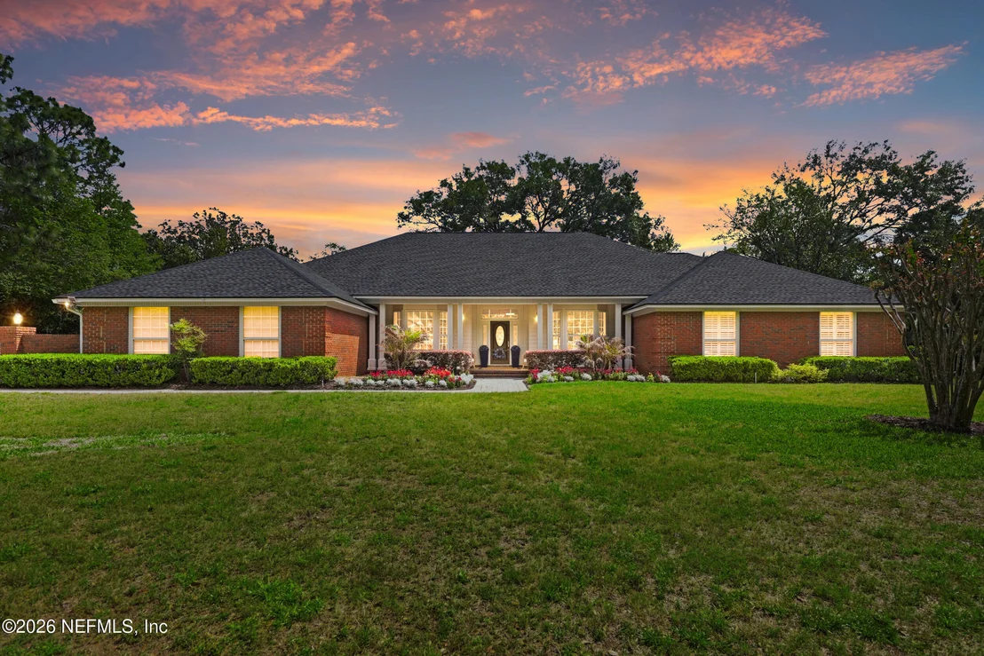 Photo of 8127 MIDDLE FORK Lane