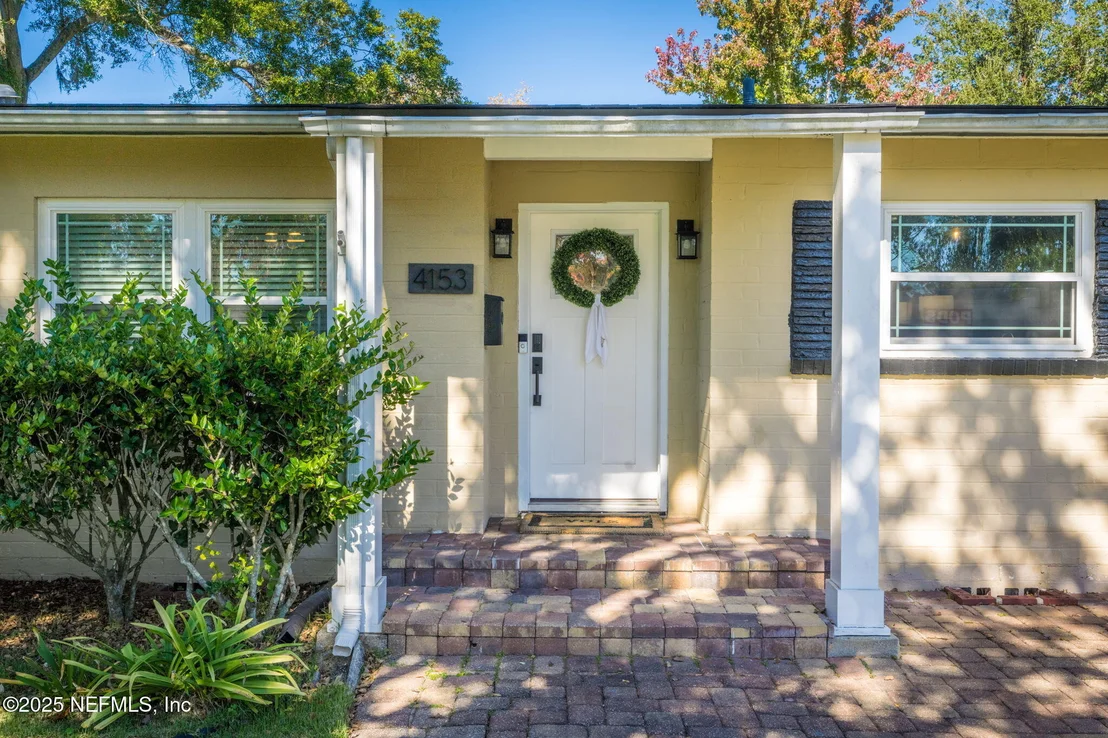 Photo of 4153 TRIESTE Place