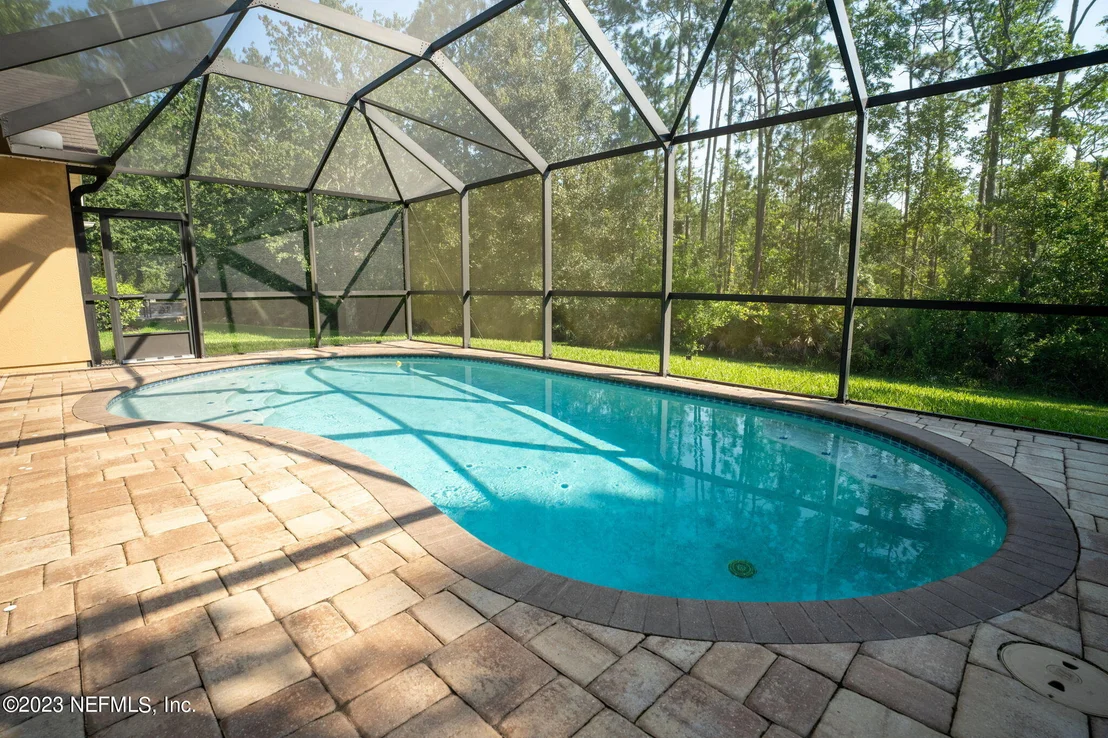 Photo of 548 SADDLESTONE Drive