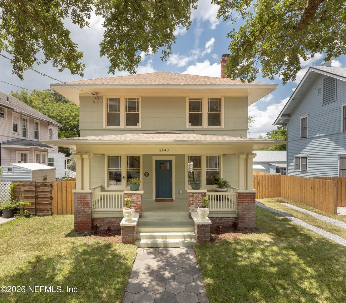 Photo of 2143 MYRA Street