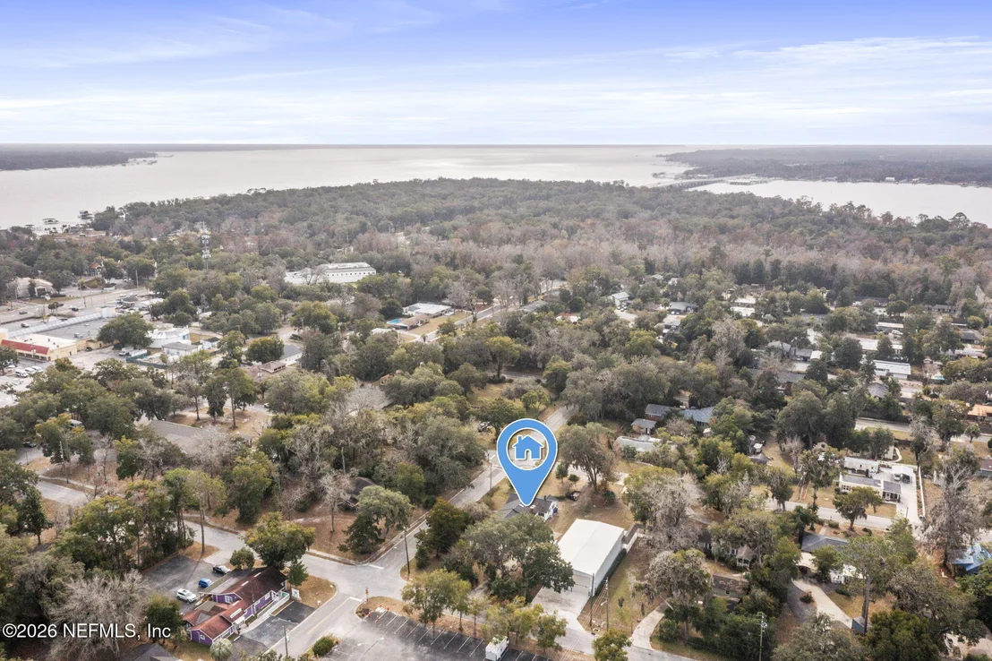 Photo of 517 CLINTON Drive