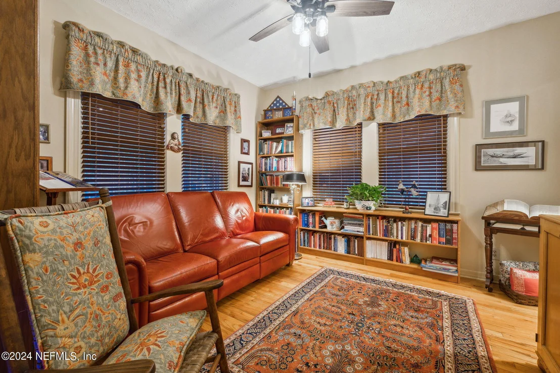Photo of 3237 RANDALL Street