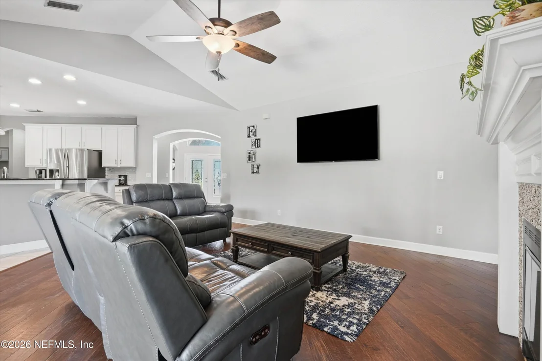 Photo of 4621 W SENECA Drive