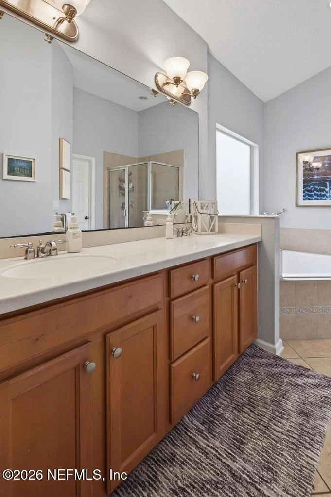 Photo of 3152 E BANISTER Road