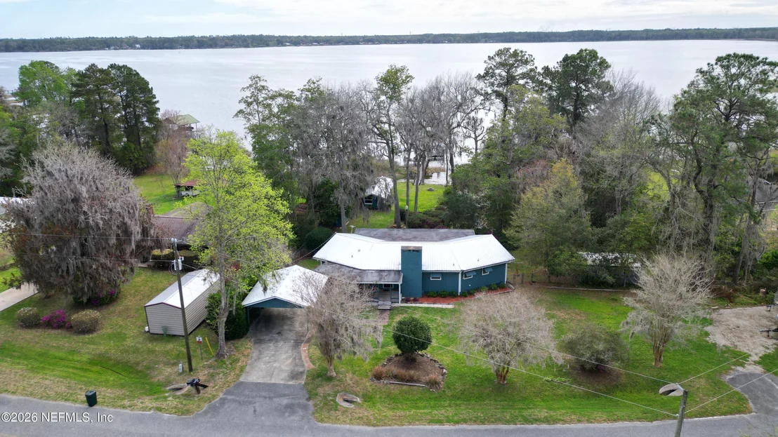 Photo of 176 LAKE Drive