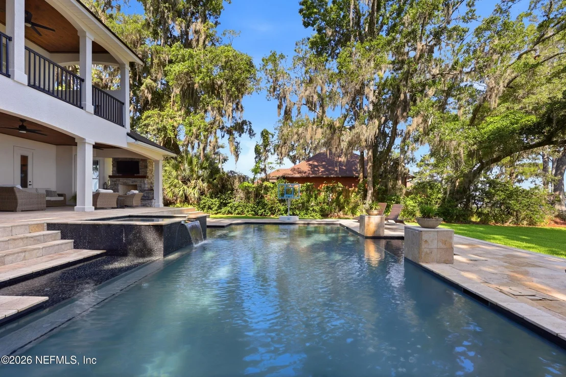 Photo of 2049 BISHOP ESTATES Road