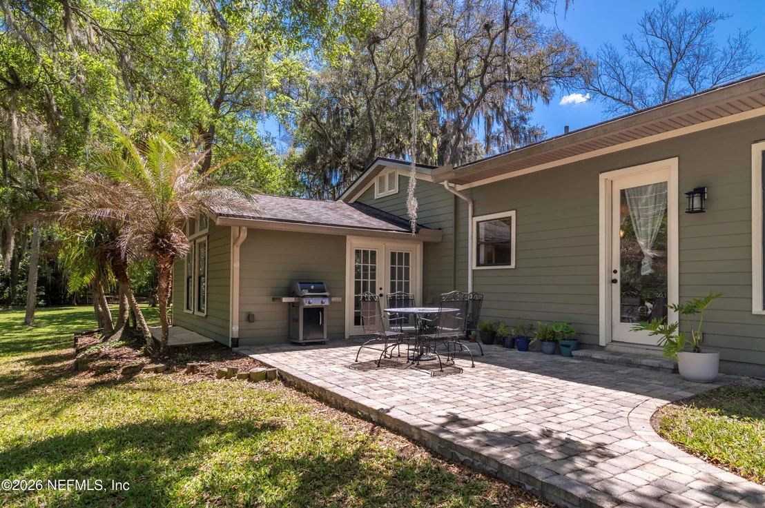 Photo of 430 COOPERS COVE Road