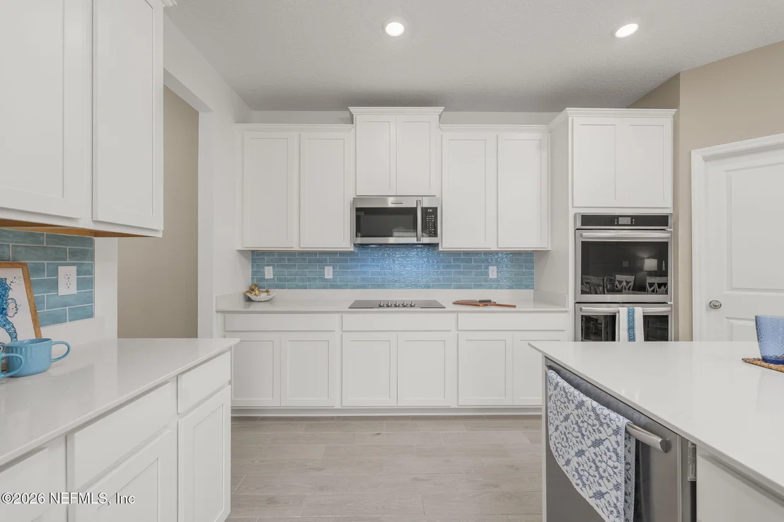 Photo of 732 LAKE SINCLAIR Street