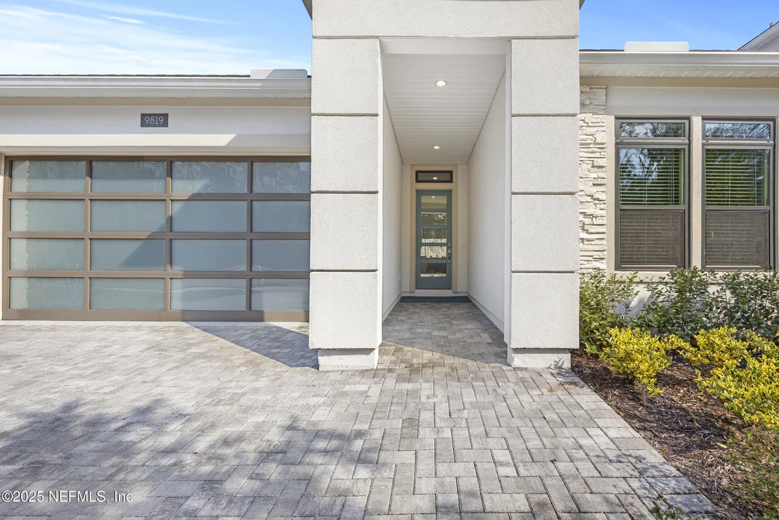 Photo of 9819 FILAMENT Boulevard