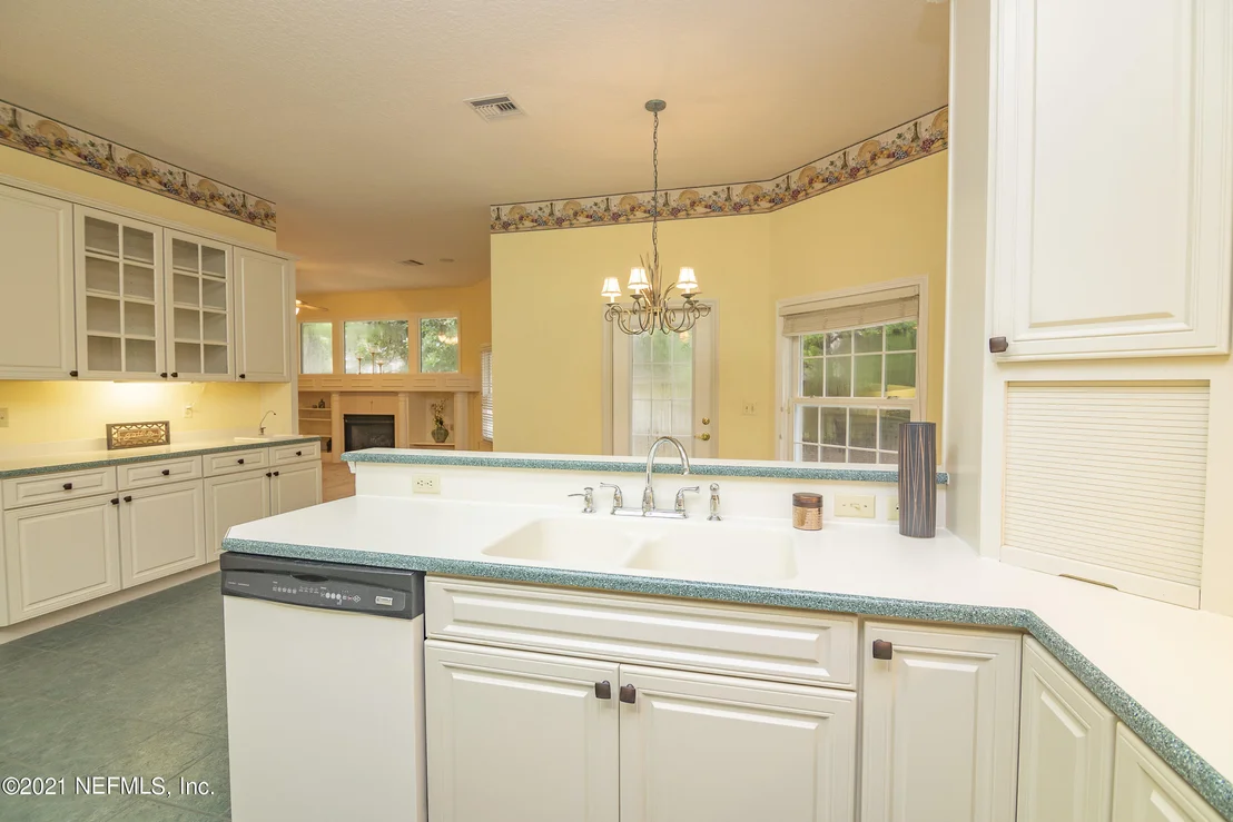 Photo of 705 WILKES Court