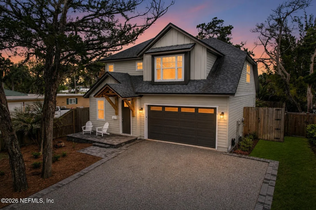 Photo of 5 SOLANO Avenue