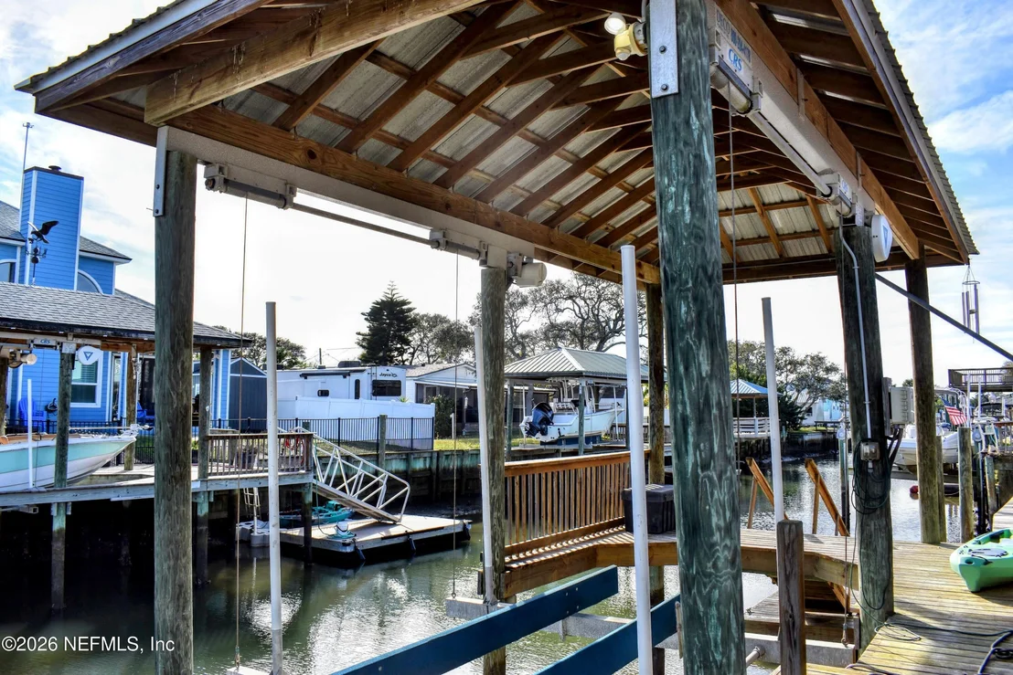 Photo of 225 PIZARRO Road