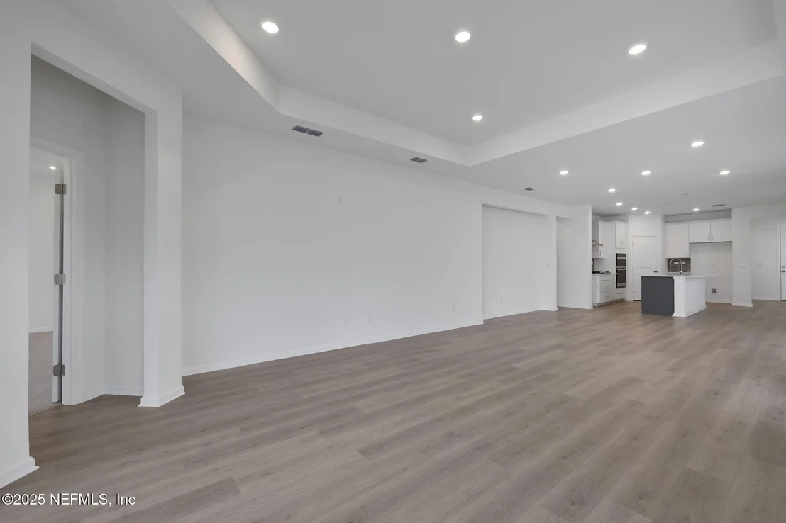 Photo of 405 BROOK FOREST Drive