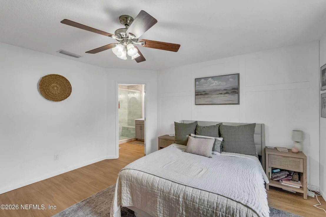 Photo of 9639 BEMBRIDGE MILL Drive