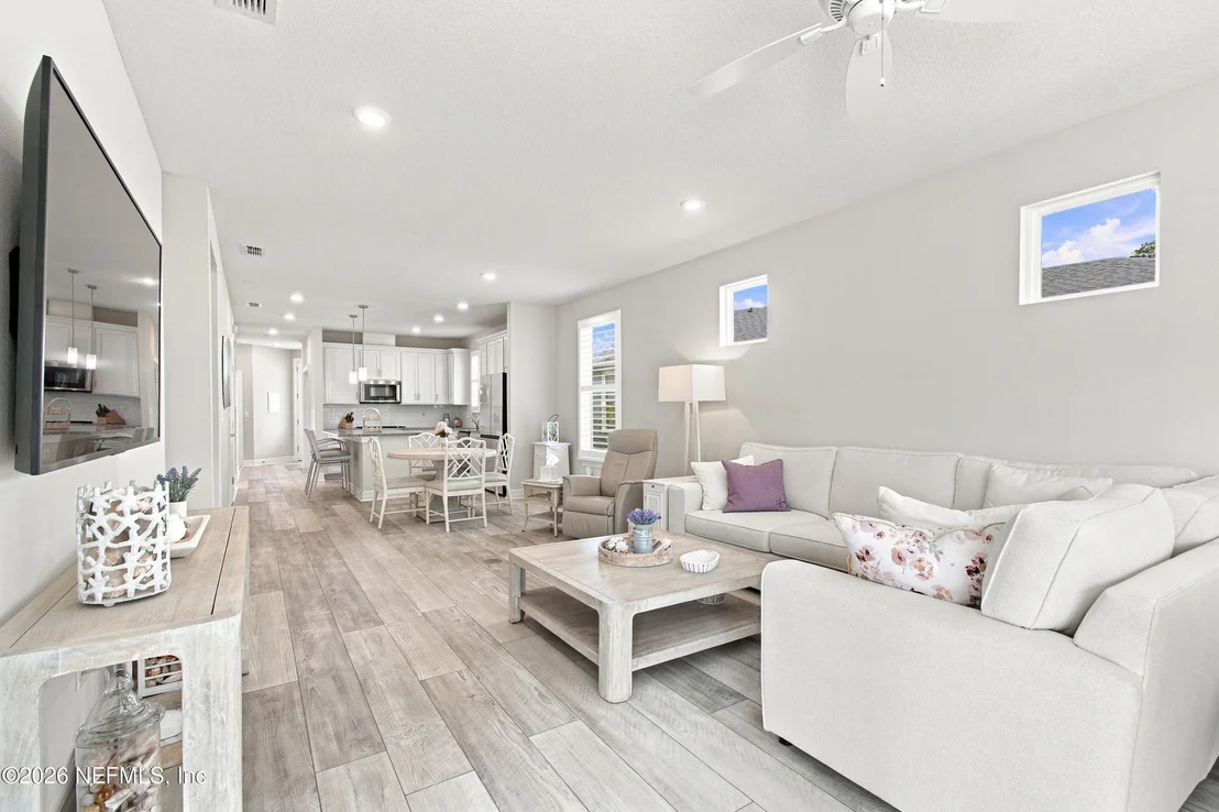 Photo of 135 FAIRLAKE Circle