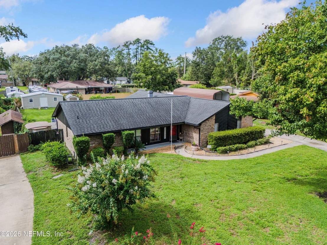 Photo of 746 WINFRED Place