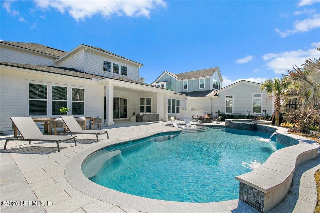 Photo of 616 SEAGROVE Drive