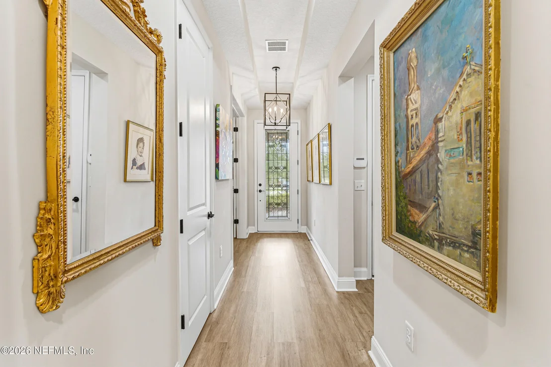 Photo of 633 KENDALL CROSSING Drive