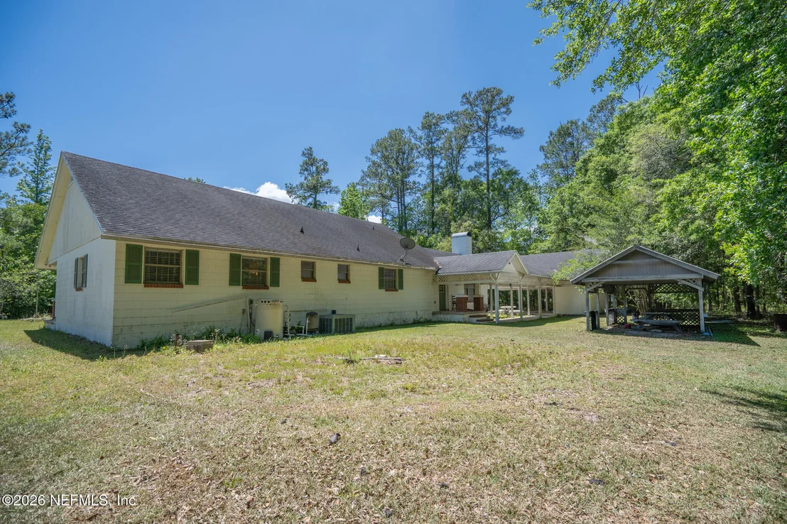 Photo of 542106 LEM TURNER Road