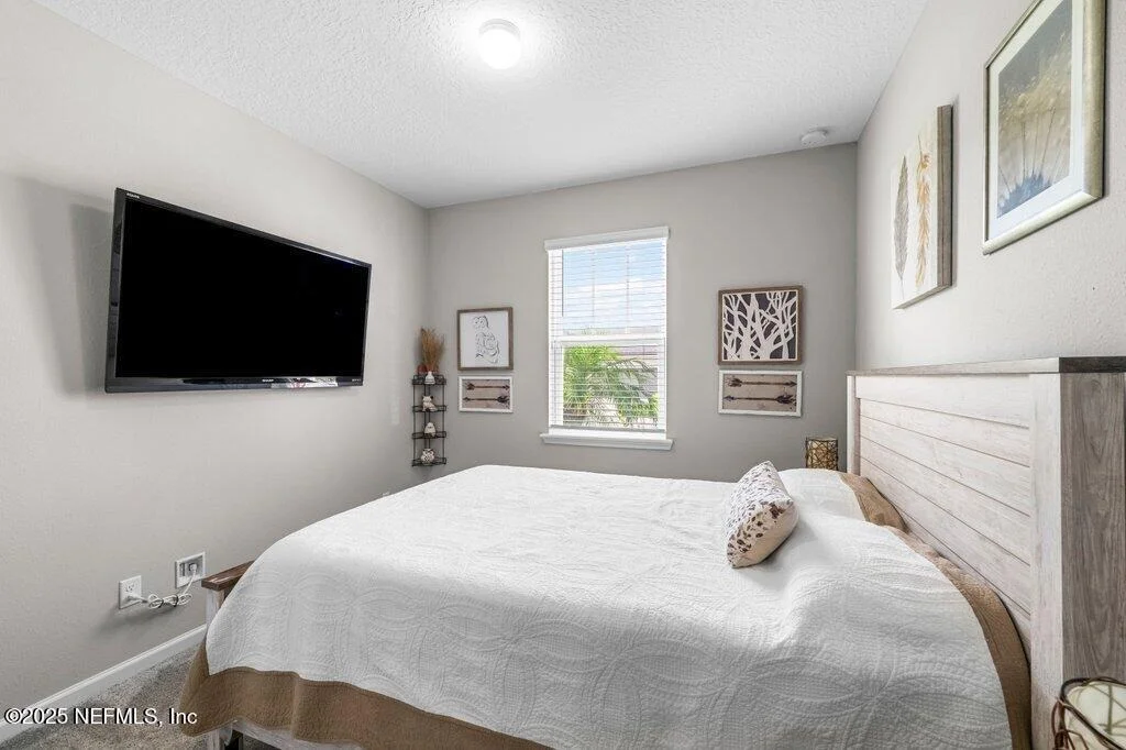 Photo of 1903 AMBERLY Drive