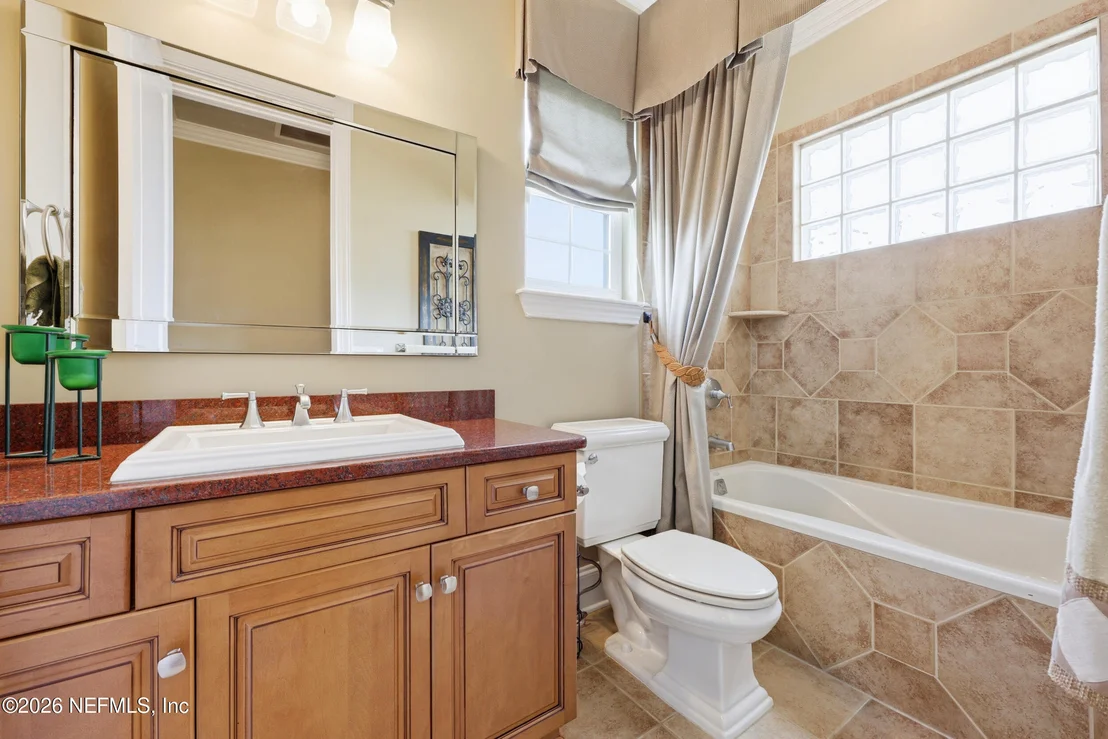 Photo of 1160 REGISTRY Boulevard