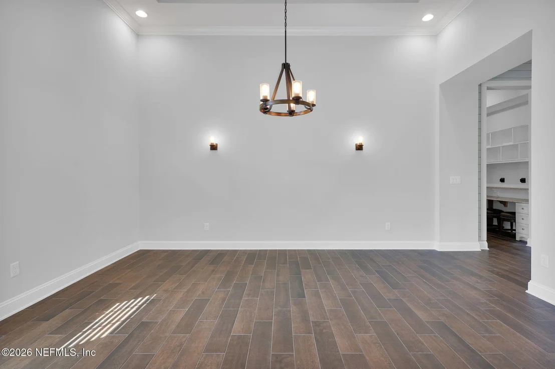 Photo of 62 BROADLEAF Lane