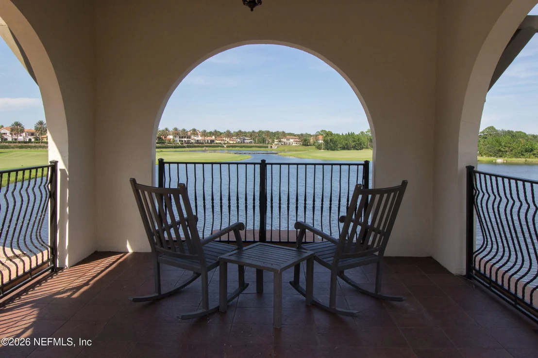 Photo of 559 GLORIETA Drive