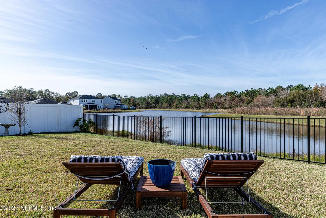Photo of Unit 6 at 12056 BRIDGEHAMPTON Road