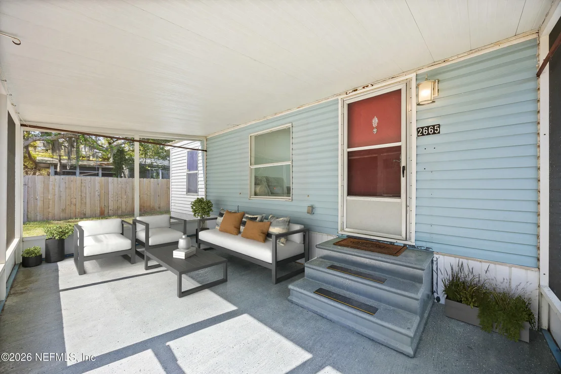 Photo of 2665 HISPANOLA Avenue