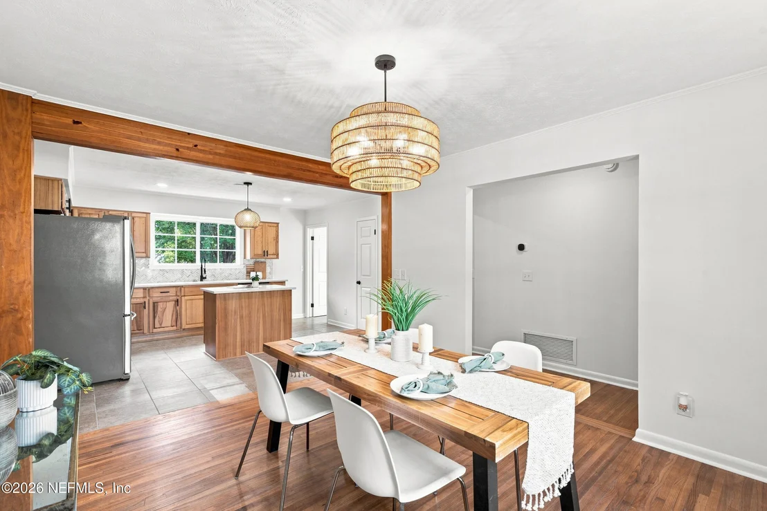 Photo of 116 SUZANNE Avenue
