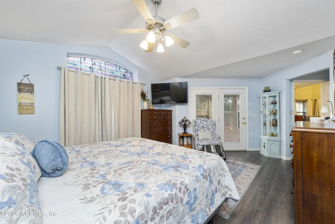Photo of 408 NINETEENTH Street