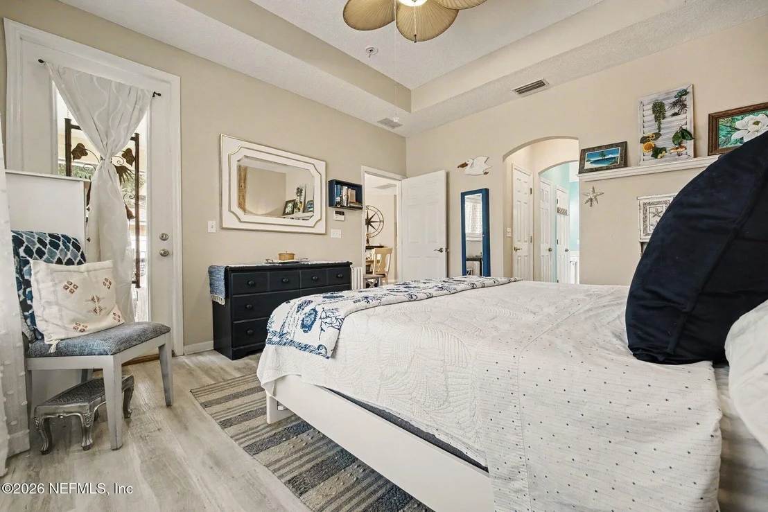 Photo of 1437 STOCKBRIDGE Lane