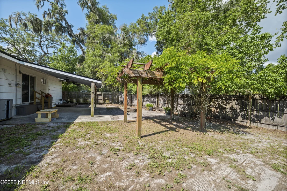Photo of 1116 PLAINFIELD Avenue