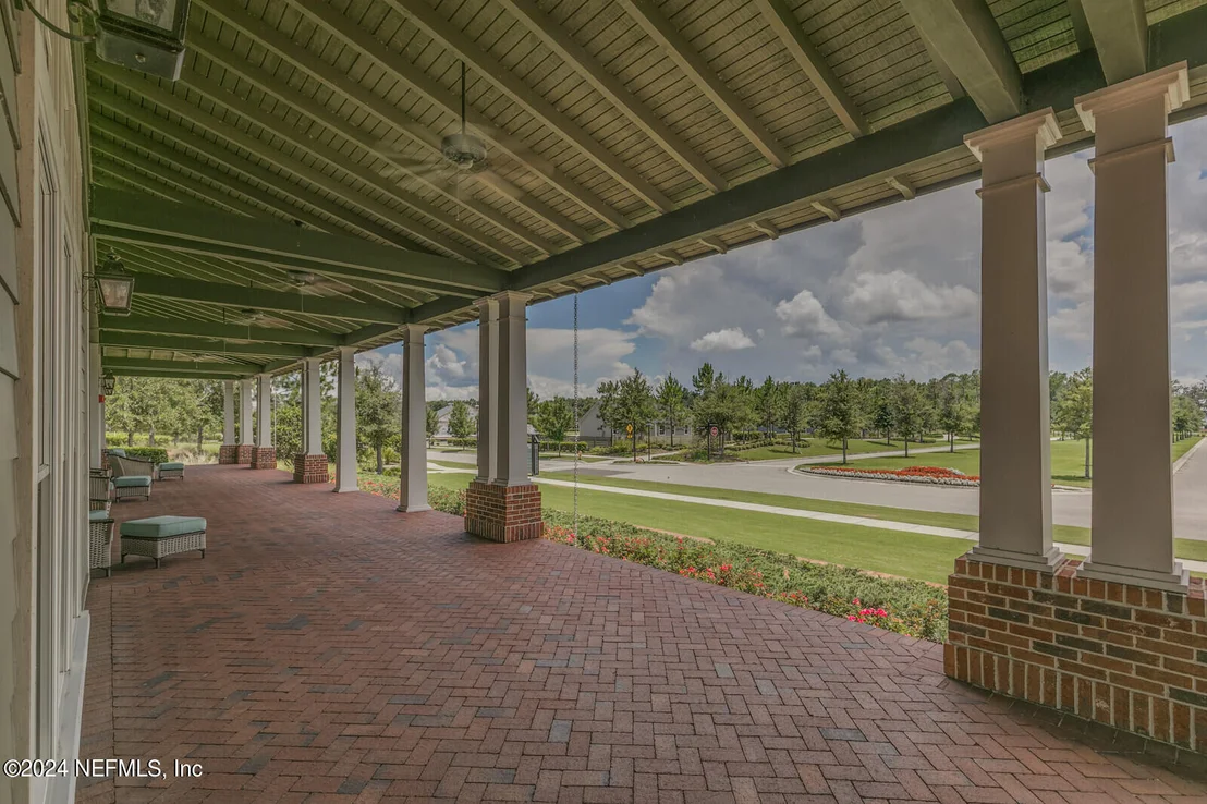 Photo of 595 MEADOW CREEK Drive