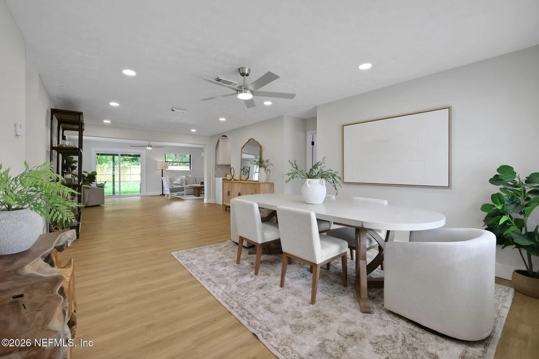 Photo of 509 PENMAN Road