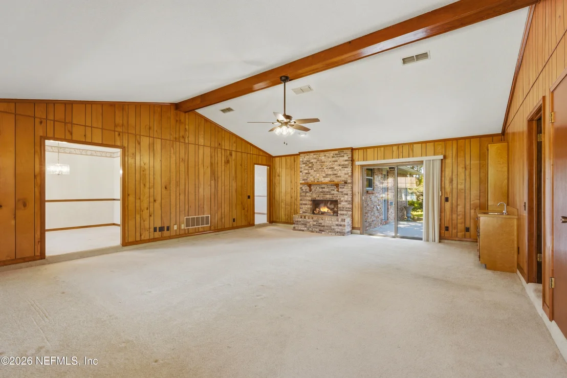 Photo of 1618 BRISTOL Place
