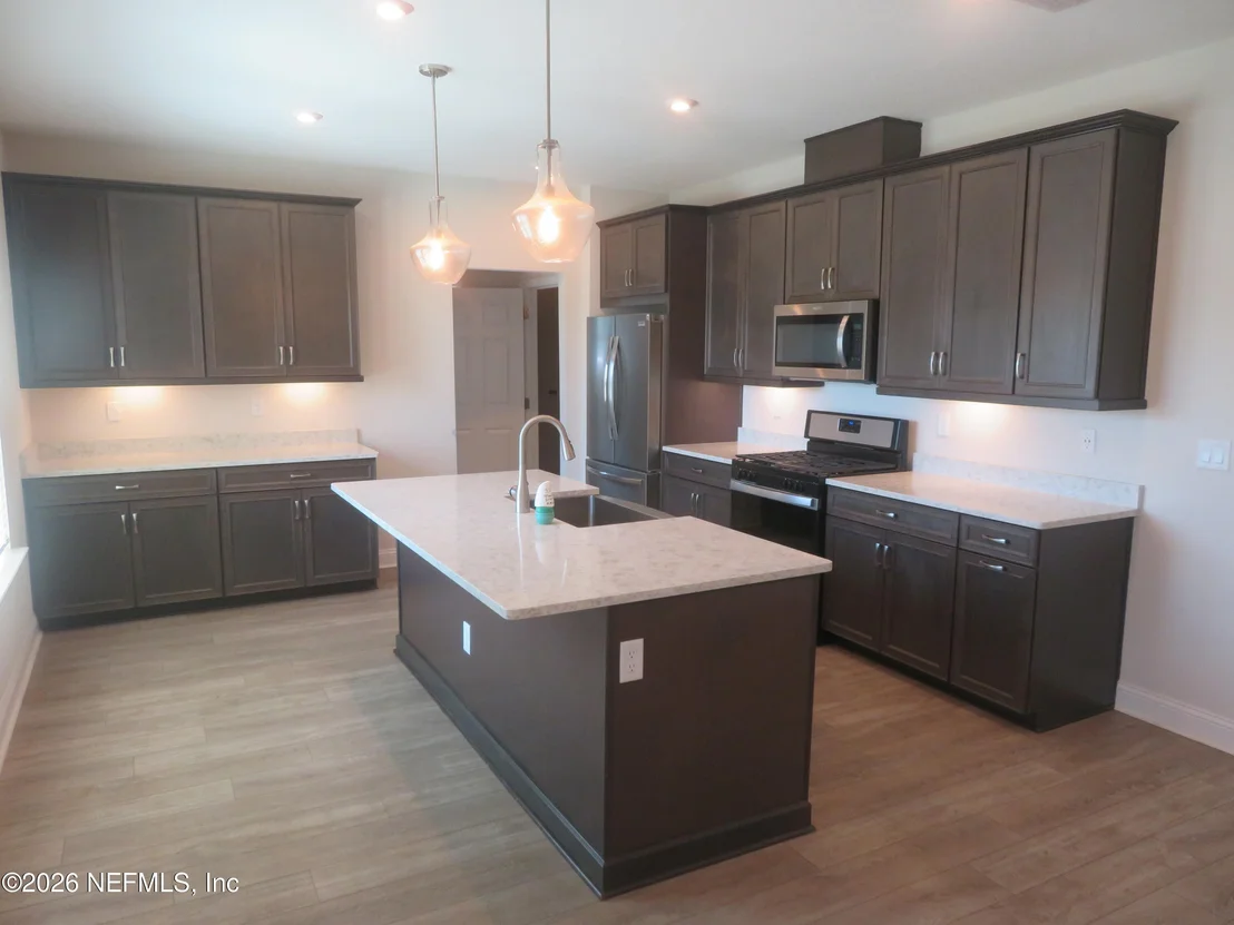 Photo of 313 MEADOW CREEK Drive