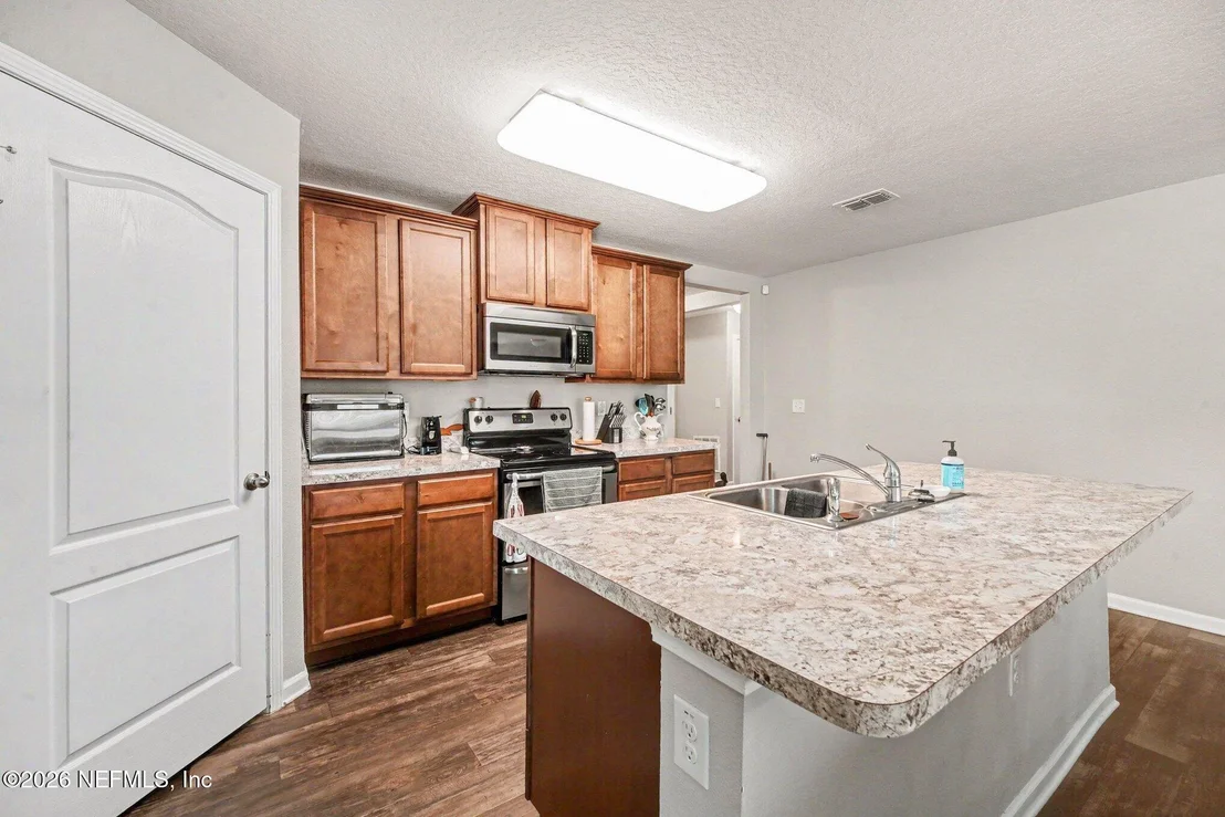 Photo of 95183 TIMBERLAKE Drive