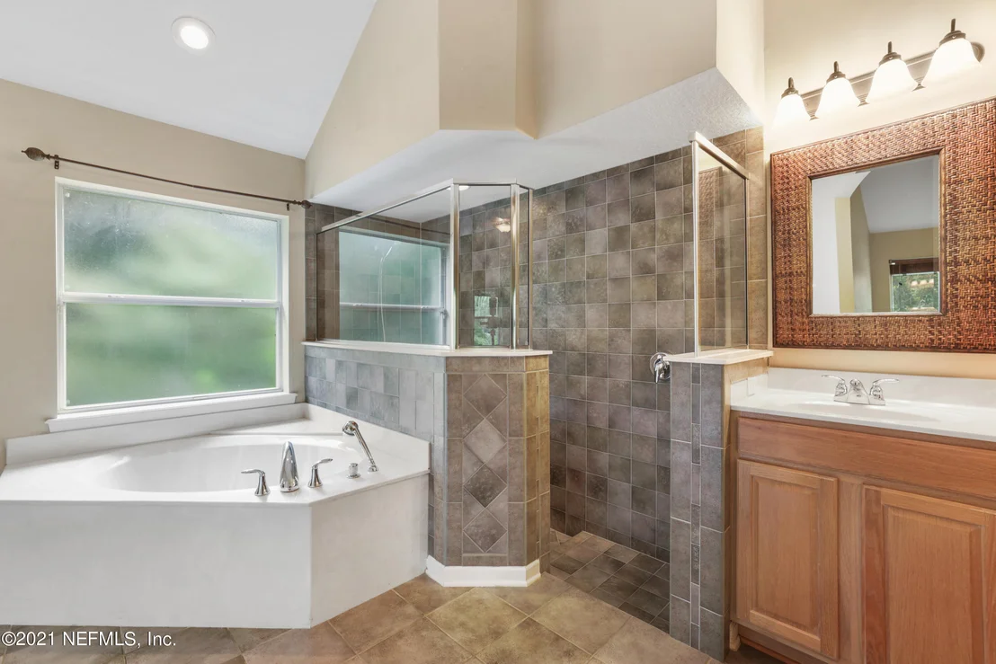 Photo of 420 HEATHER PARK Lane