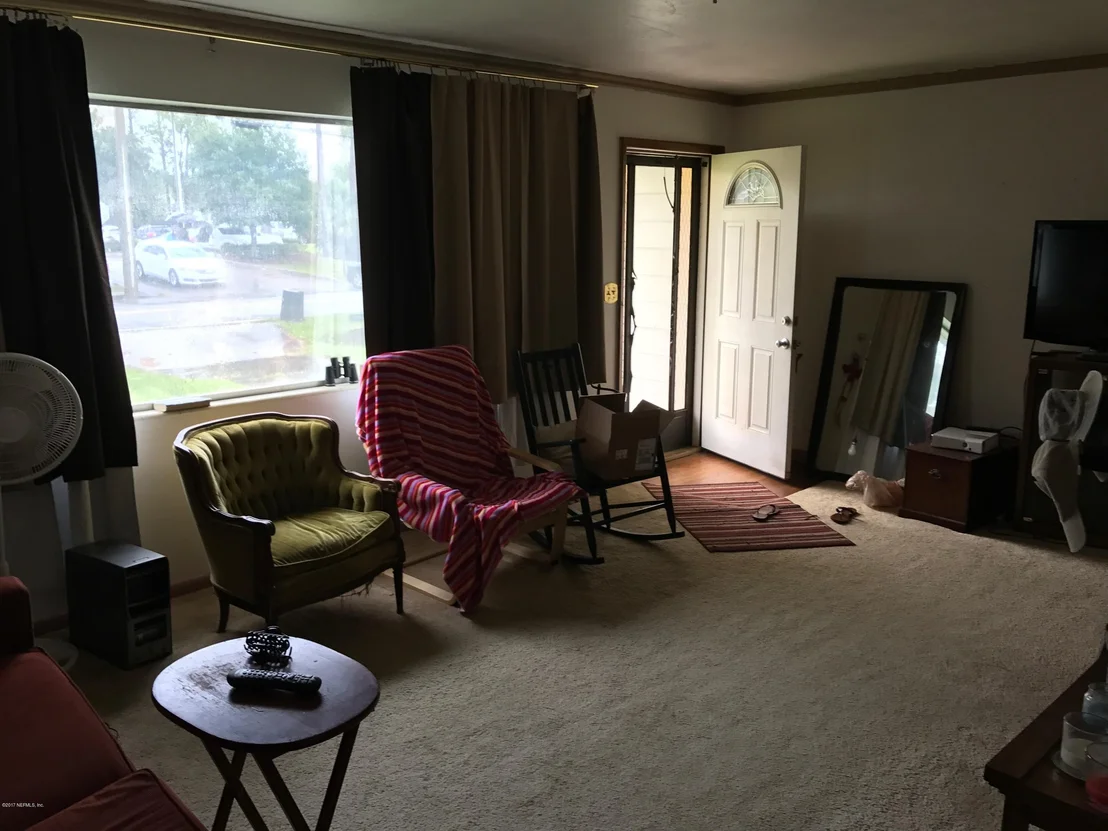 Photo of 2128 DEAN Road