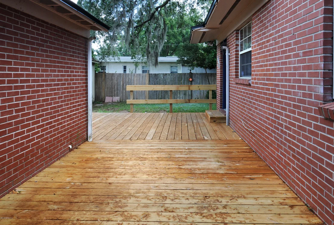 Photo of 5471 WATERSIDE Drive
