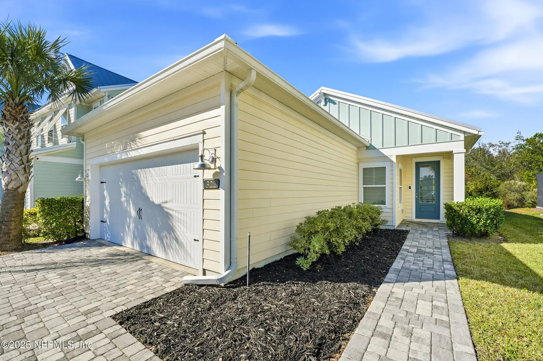 Photo of 322 CLIFTON BAY Loop