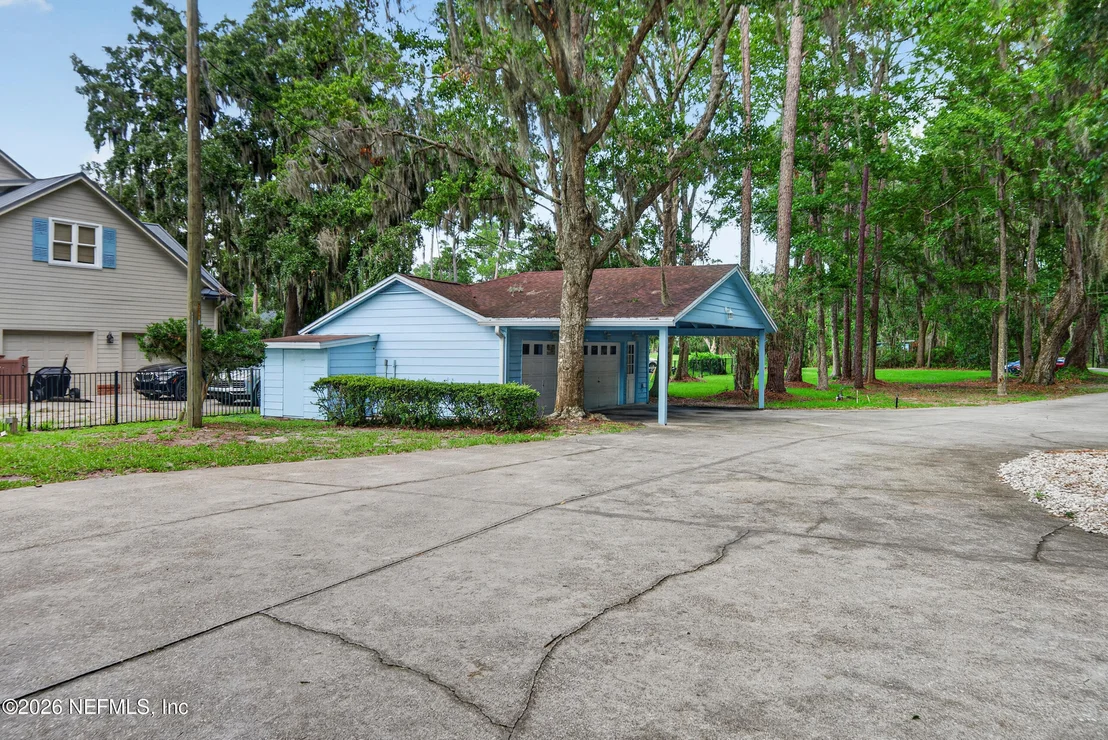 Photo of 13062 MANDARIN Road