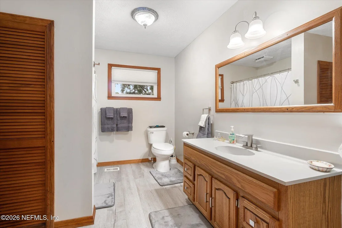Photo of 500 WALNUT Street